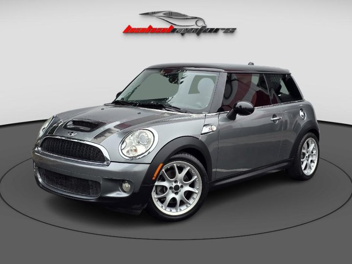 GREY, 2008 MINI COOPER Image 