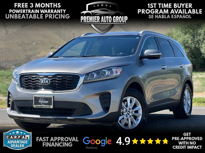 2019 Kia Sorento LX's photo