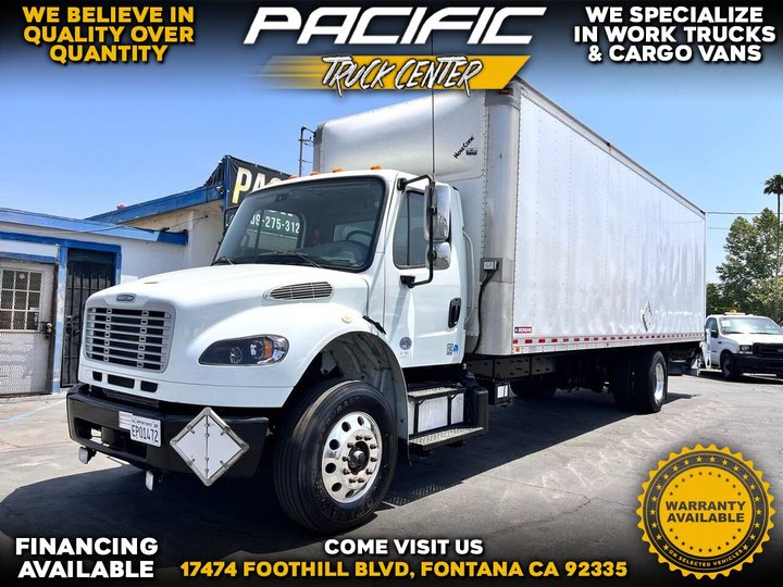 White, 2017 Freightliner M2 106 Image 