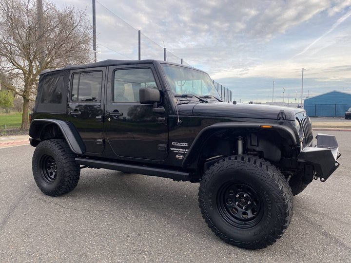 2015 Jeep Wrangler Unlimited for sale in SACRAMENTO