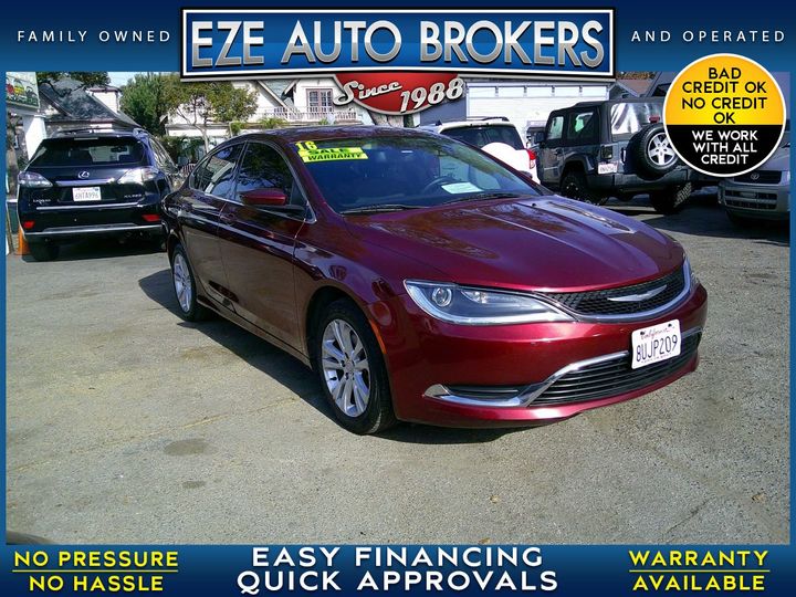 2016 Chrysler 200 Limited's photo