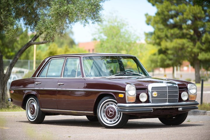 BROWN, 1970 MERCEDES-BENZ C250 Image 
