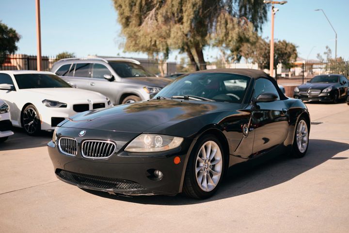 BLACK, 2005 BMW Z4 Image 