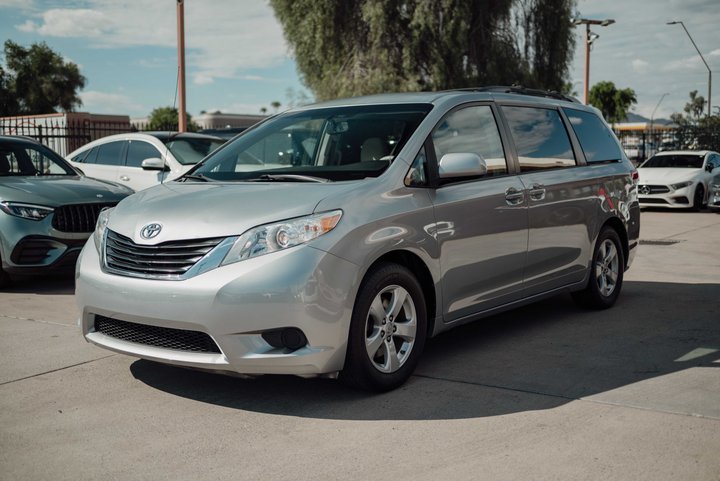 2014 TOYOTA SIENNA for sale in TEMPE