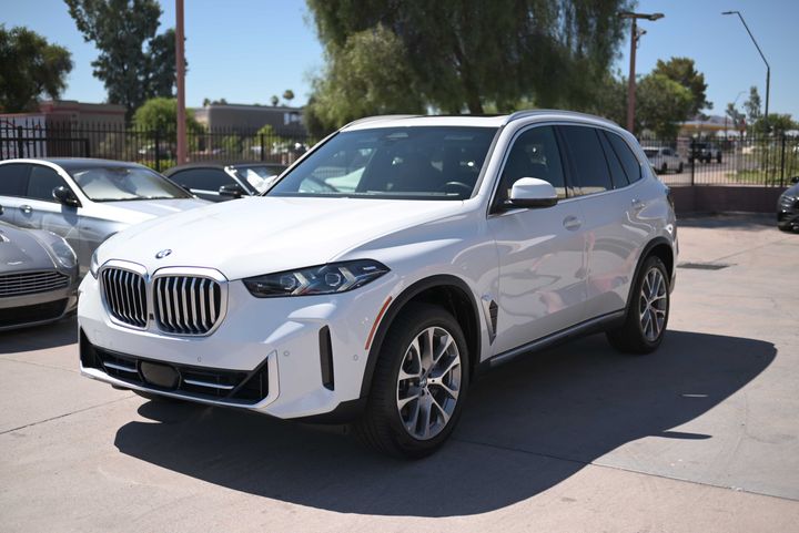 WHITE, 2025 BMW X5 Image 