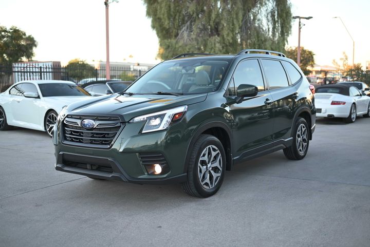 GREEN, 2023 SUBARU FORESTER Image 