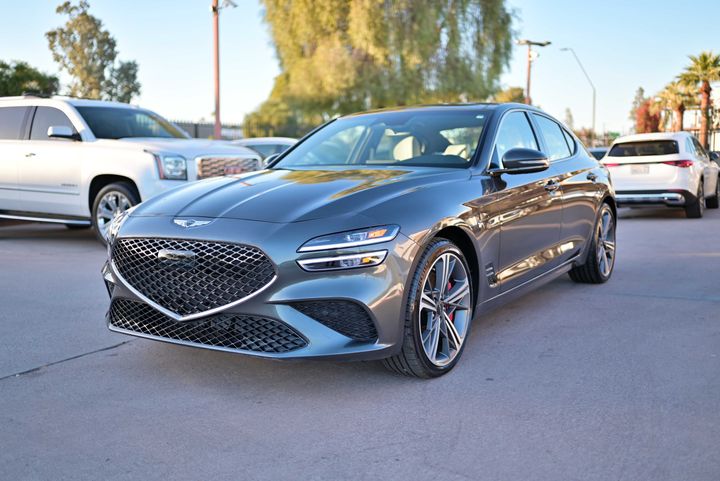 GRAY, 2025 GENESIS G70 Image 