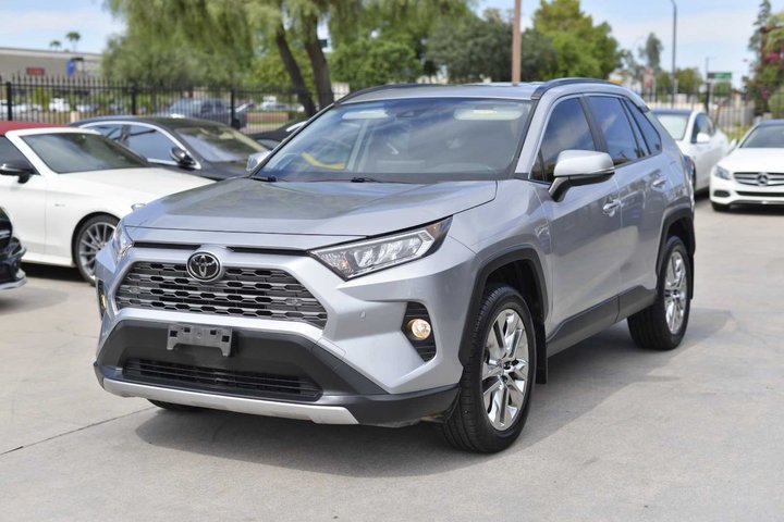 2019 TOYOTA RAV4 Image 