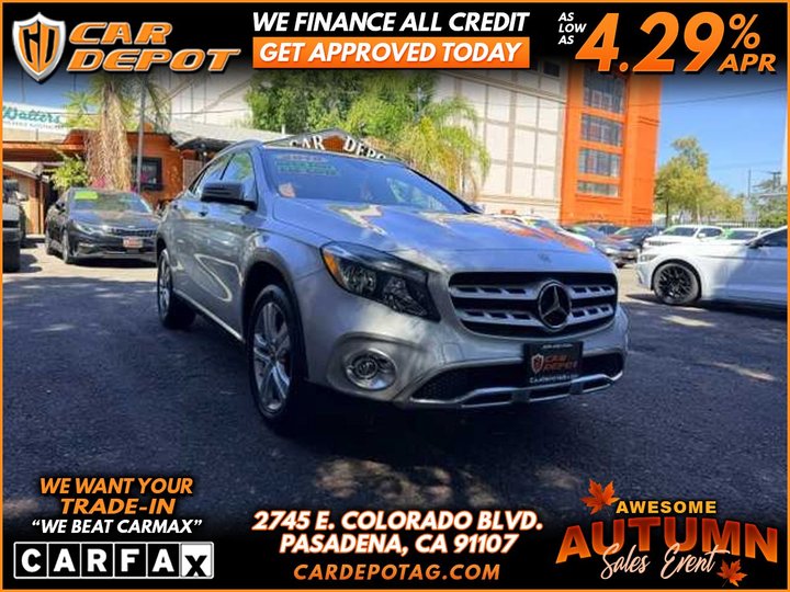 2018 MERCEDES-BENZ GLA PANO ROOF SUPER CLEAN for sale in PASADENA