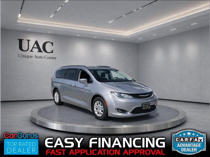 2020 CHRYSLER PACIFICA for sale in BLOOMINGTON