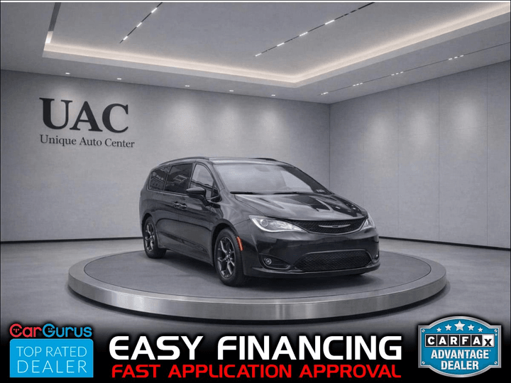 2020 CHRYSLER PACIFICA for sale in BLOOMINGTON