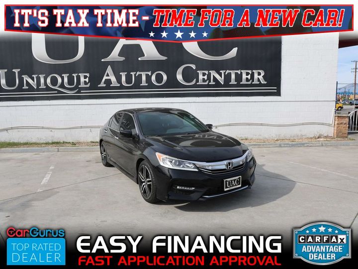 2017 HONDA ACCORD for sale in BLOOMINGTON