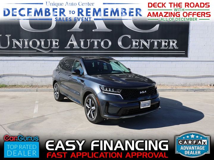 2023 Kia Sorento S's photo