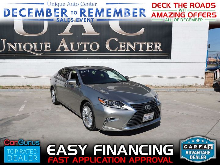 2016 Lexus ES 350's photo