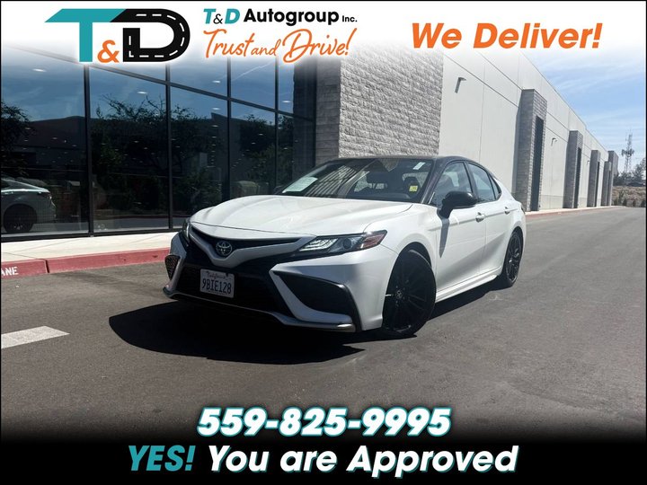 2022 TOYOTA CAMRY HYBRID for sale in FRESNO