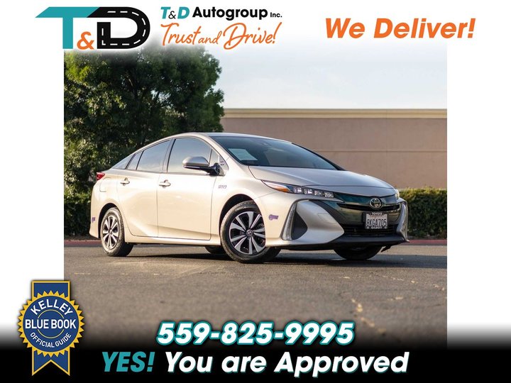 2019 Toyota Prius Prime Premium's photo