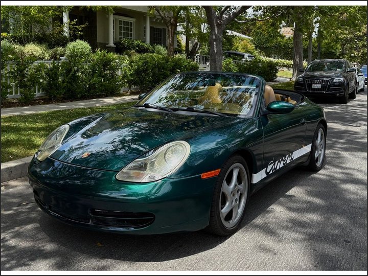 2001 Porsche 911 Carrera's photo