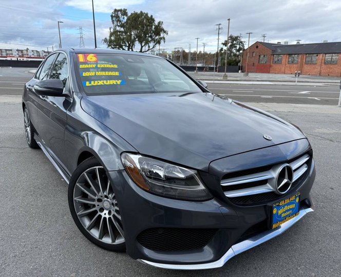 Palladium Silver Metallic, 2016 Mercedes-Benz C-Class Image 