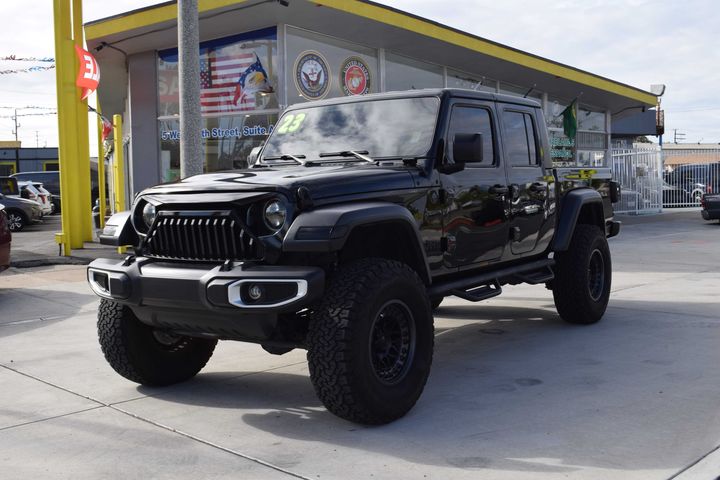 2023 Jeep Gladiator Sport's photo
