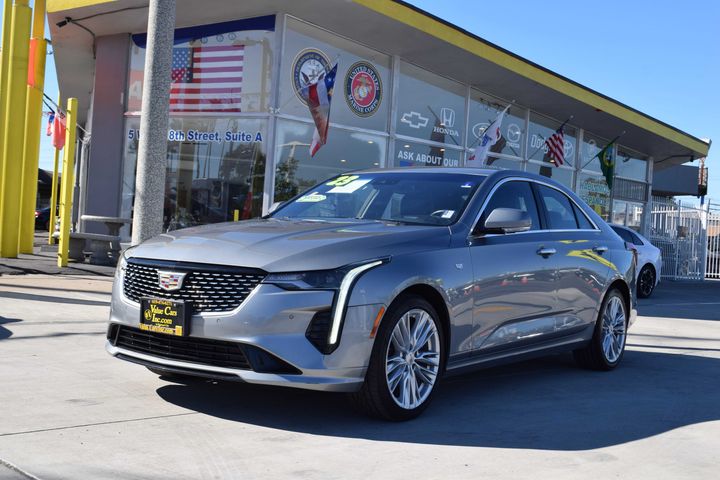 2023 Cadillac CT4 Premium Luxury