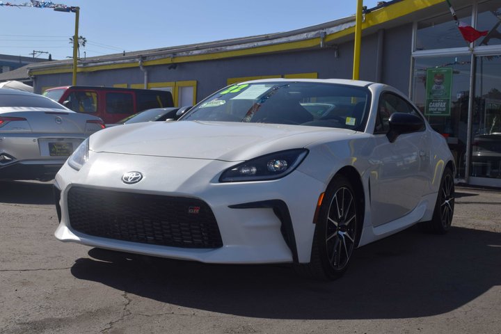 2023 TOYOTA GR86 for sale in NATIONAL CITY
