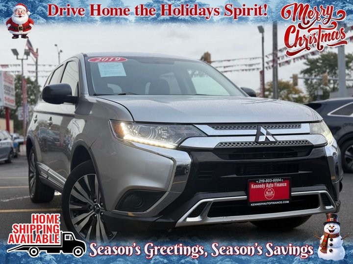 SILVER, 2019 MITSUBISHI OUTLANDER Image 