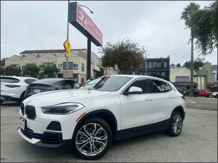 WHITE, 2022 BMW X2 Image 