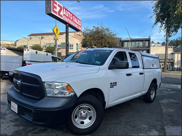WHITE, 2021 RAM 1500 CLASSIC QUAD CAB Image 