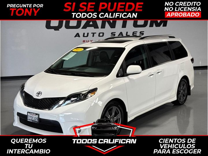 2017 TOYOTA SIENNA for sale in GARDEN GROVE