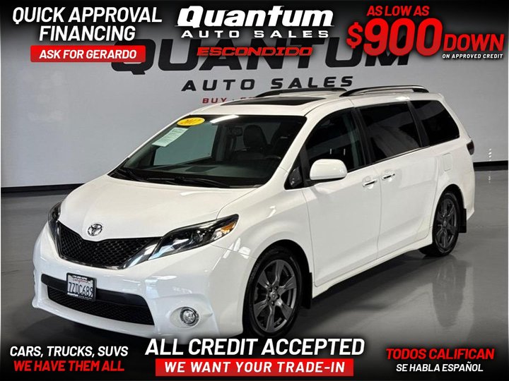 2017 TOYOTA SIENNA for sale in ESCONDIDO