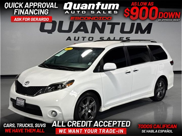 2017 TOYOTA SIENNA for sale in ESCONDIDO