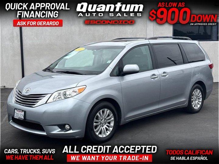 2017 TOYOTA SIENNA for sale in ESCONDIDO