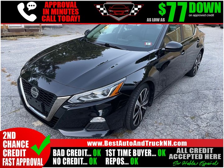 2019 Nissan Altima SR's photo