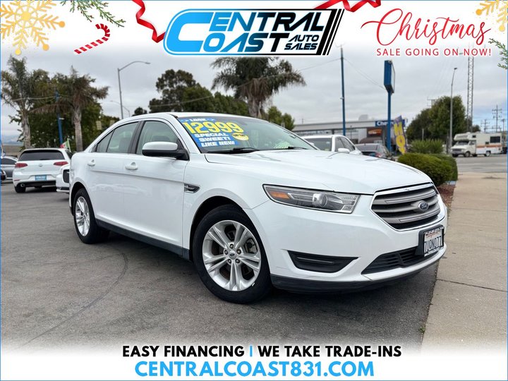 2016 Ford Taurus SEL's photo
