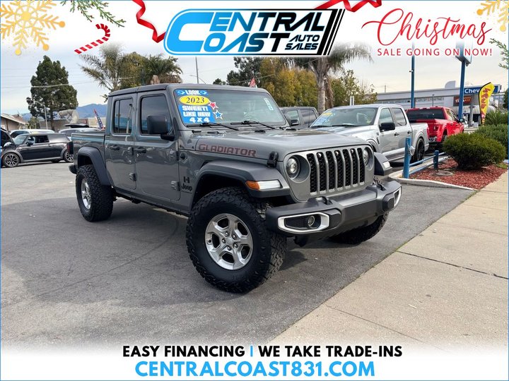 2023 Jeep Gladiator Sport's photo