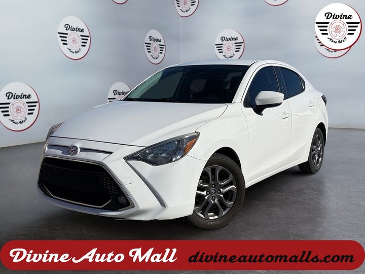 2019 TOYOTA YARIS for sale in FONTANA