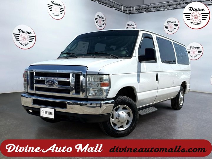 WHITE, 2012 FORD ECONOLINE WAGON Image 