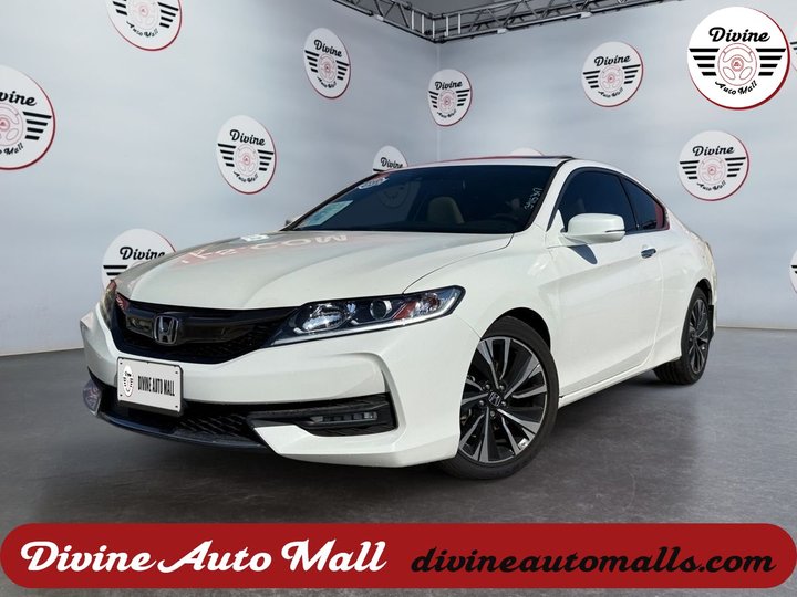WHITE, 2016 HONDA ACCORD Image 