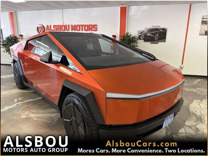 2024 TESLA CYBERTRUCK for sale in SANTA ANA