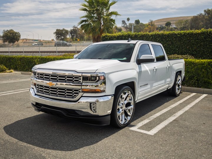 2018 CHEVROLET SILVERADO 1500 CREW CAB for sale in SAN JUAN CAPISTRANO