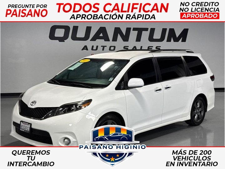 2017 TOYOTA SIENNA for sale in GARDEN GROVE