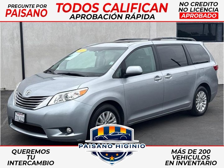 2017 TOYOTA SIENNA for sale in GARDEN GROVE