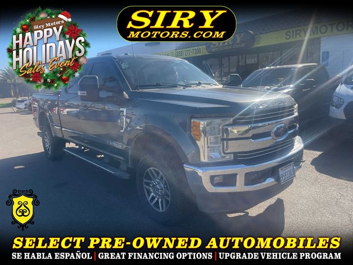 GRAY, 2017 FORD F250 SUPER DUTY CREW CAB Image 