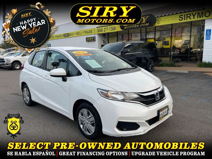 WHITE, 2018 HONDA FIT Image 