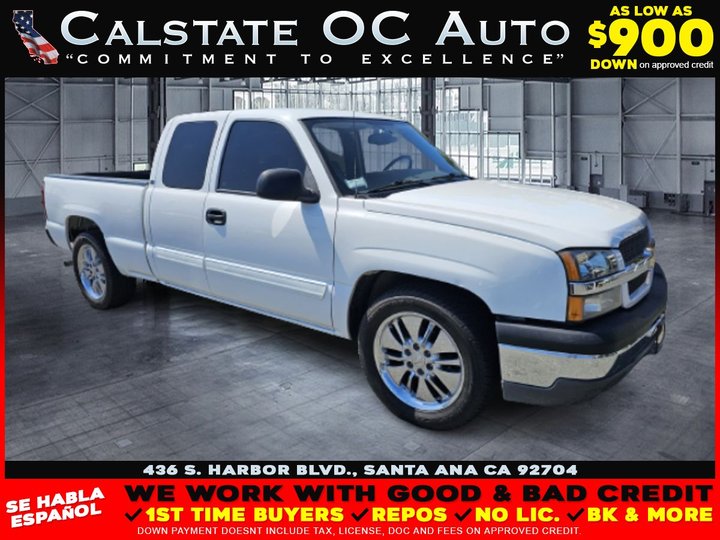 WHITE, 2004 CHEVROLET SILVERADO Image 