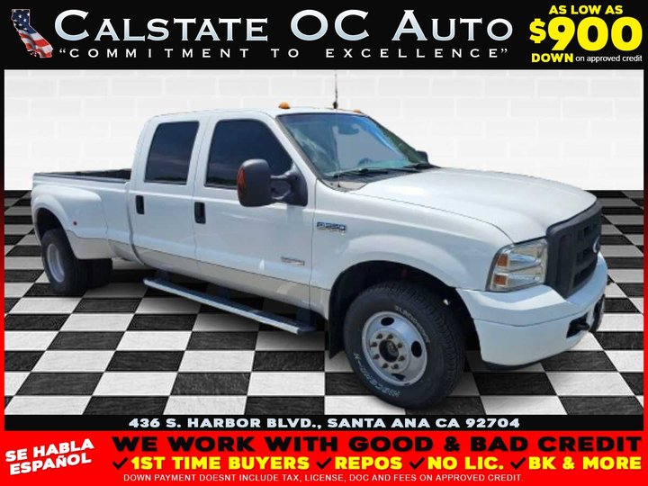 WHITE, 2005 FORD F350 SUPER DUTY CREW CAB Image 