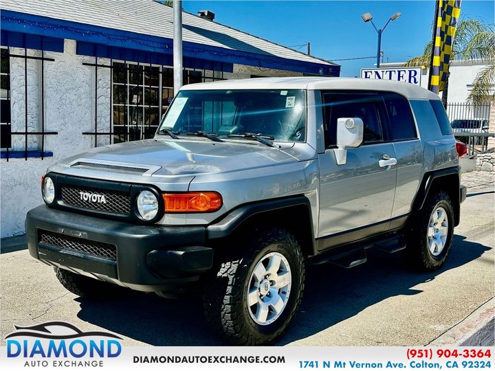 2010 TOYOTA FJ CRUISER for sale in COLTON