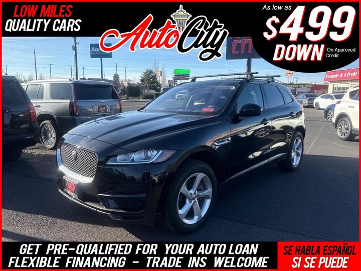 2017 Jaguar F-Pace Premium's photo