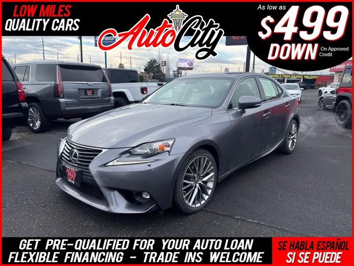 2015 Lexus IS 250 Base's photo