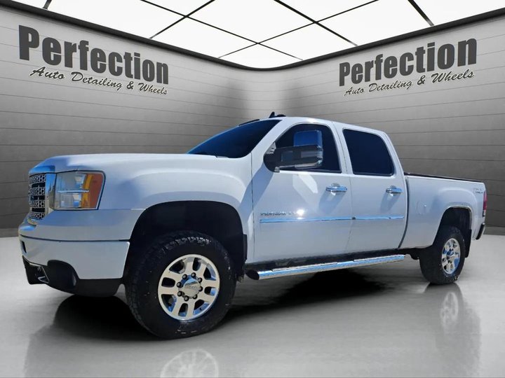 2013 GMC SIERRA 2500HD for sale in BLOOMINGTON